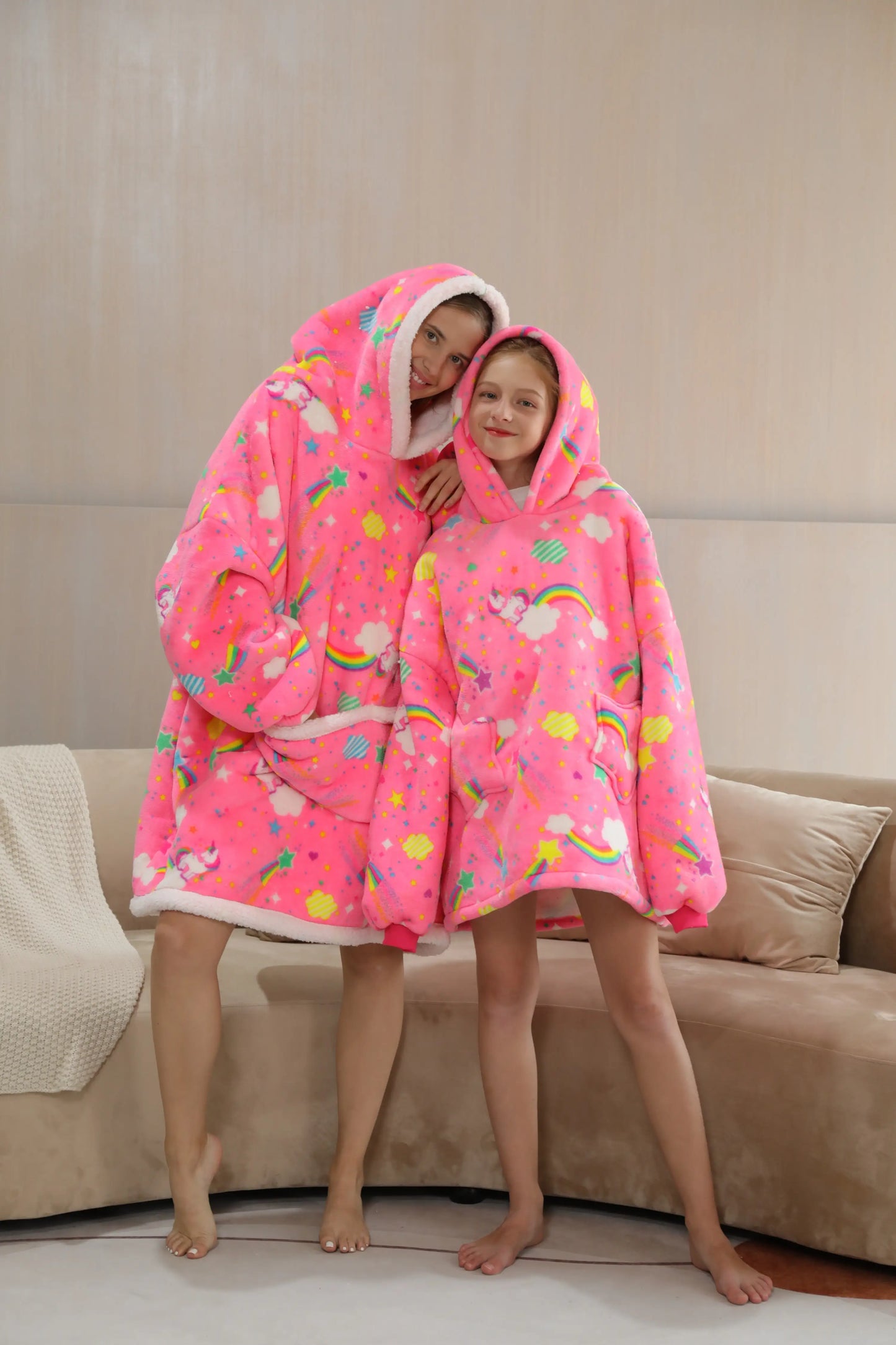 Oversized Wearable Hoodie Warm Flannel Sherpa Blanket Hoodie for Winter Men Women Pullover TV Sweatshirt